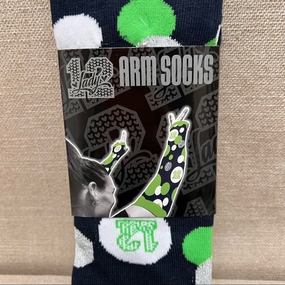 NWT Seattle Seahawks Winter Arm Socks Super Bowl 2026 - Picture 3 of 4
